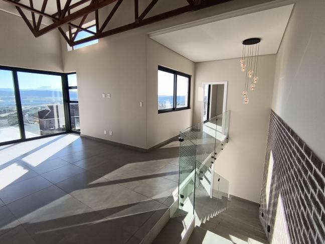 4 Bedroom Property for Sale in Hartenbos Heuwels Western Cape